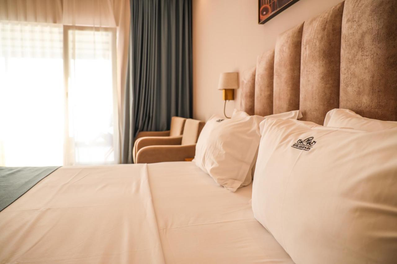 Vm & Hotell Golem (Tirana)